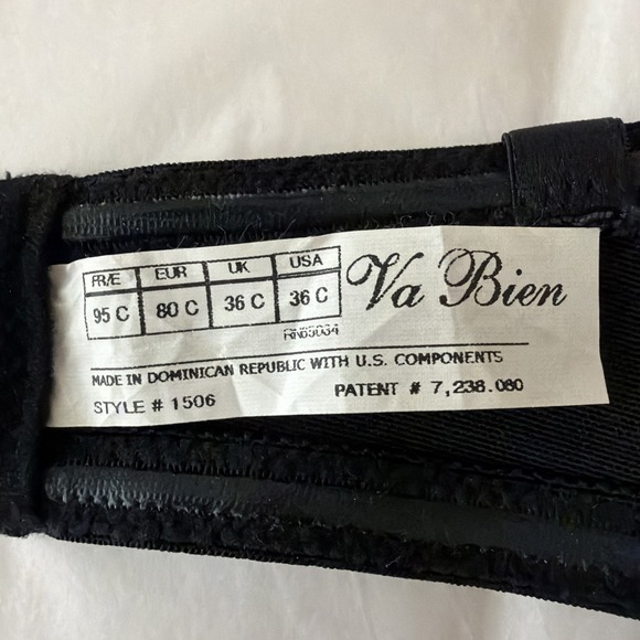 Strapless Bra 36C Black Underwire Padded Push Up Molded Cups - Picture 4 of 6